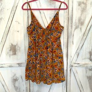 Ladies summer dress, size L.